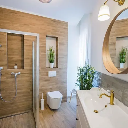 In - Balaton 42695 アパート *